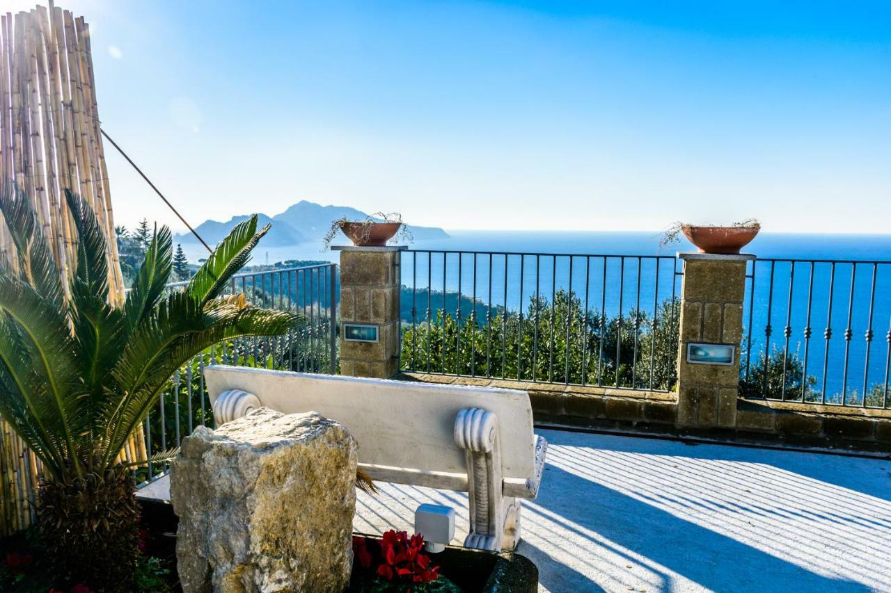 Villa Capri Wonderful View Маса Лубрензе Екстериор снимка